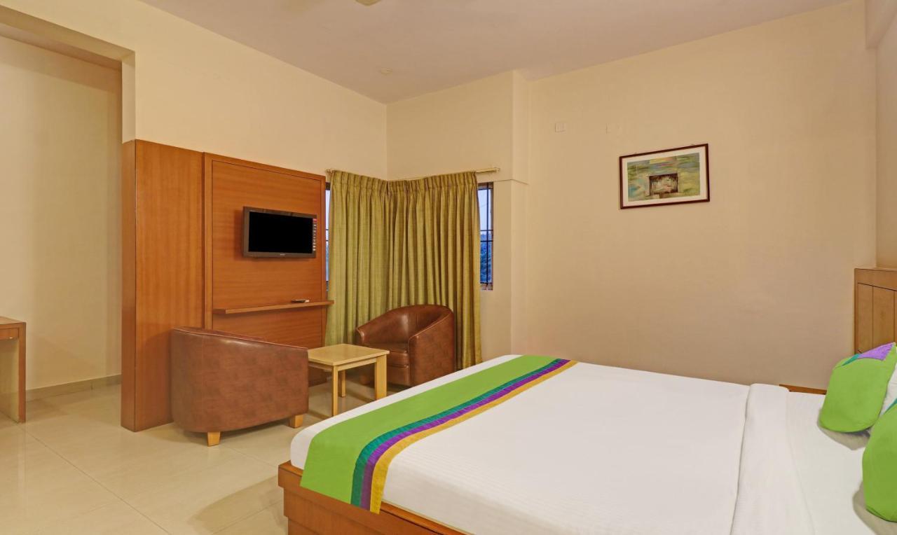 Hotel Treebo Trend Msr International - Hebbal Mysore Esterno foto