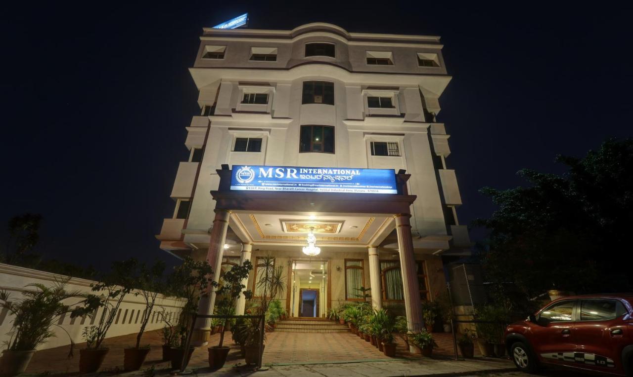 Hotel Treebo Trend Msr International - Hebbal Mysore Esterno foto