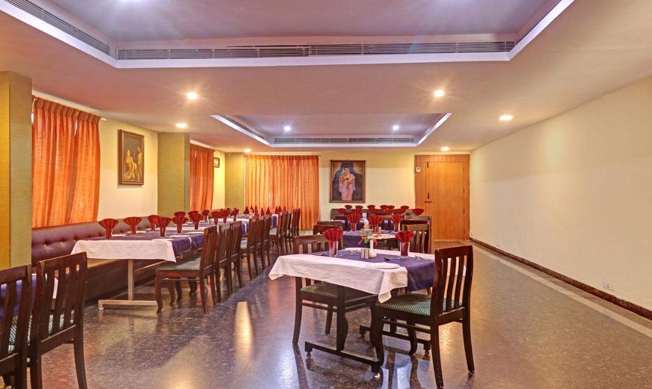 Hotel Treebo Trend Msr International - Hebbal Mysore Esterno foto