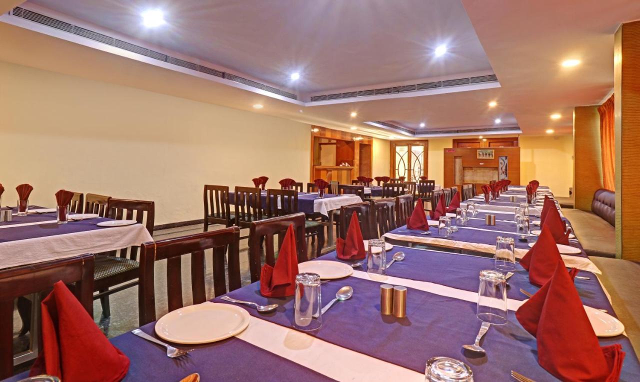 Hotel Treebo Trend Msr International - Hebbal Mysore Esterno foto