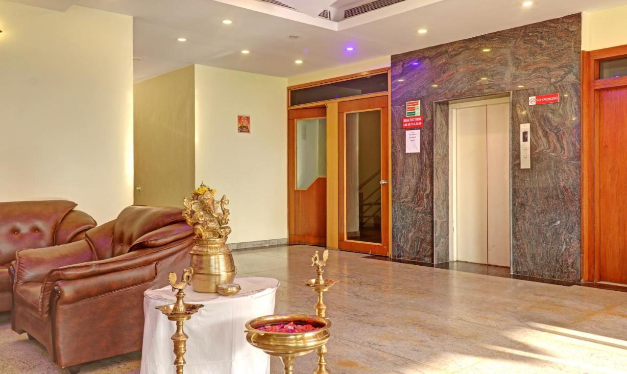Hotel Treebo Trend Msr International - Hebbal Mysore Esterno foto