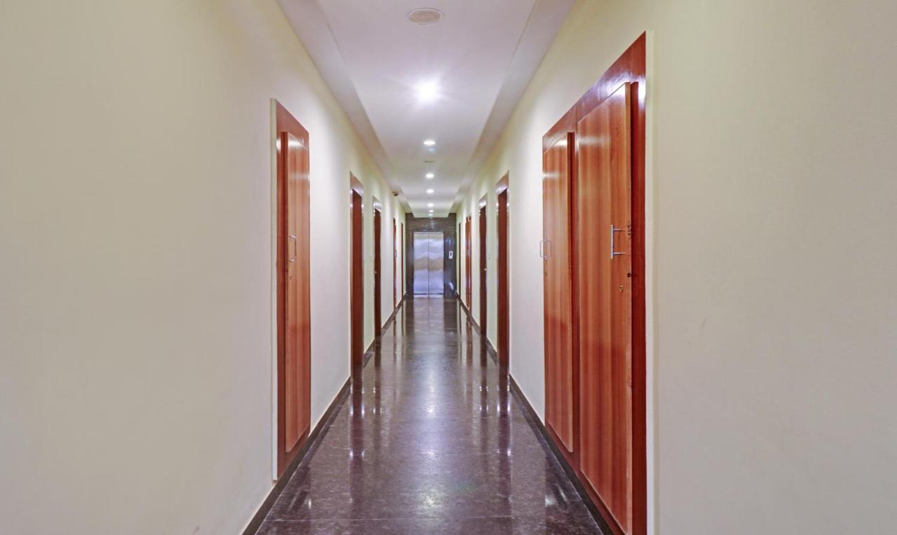 Hotel Treebo Trend Msr International - Hebbal Mysore Esterno foto