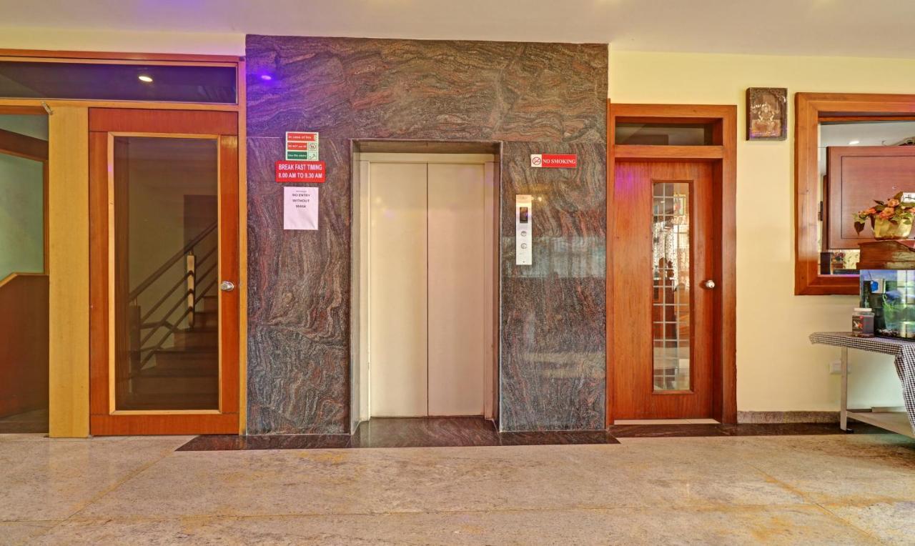 Hotel Treebo Trend Msr International - Hebbal Mysore Esterno foto